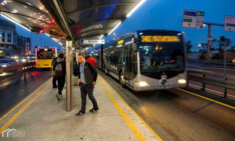 Istanbul municipality decisions regarding public transport services