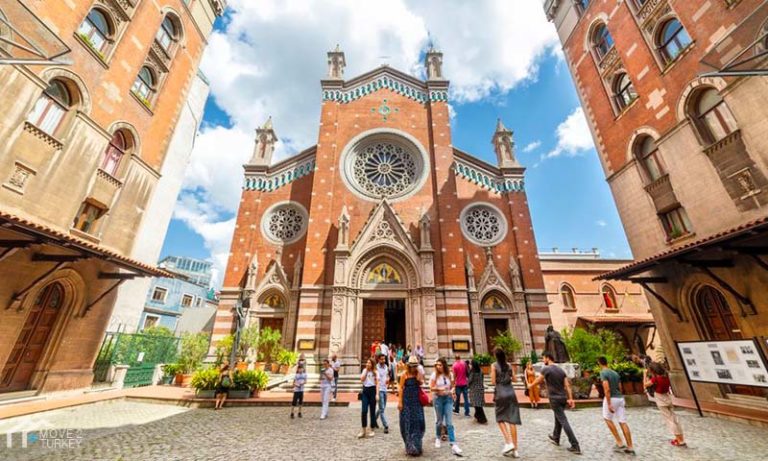 Saint Antuan Church in Istanbul, the splendor of Catholic architecture