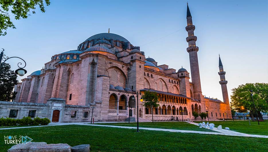 كل شيء عن مسجد السليمانية في اسطنبول - الدليل الكامل | Move 2 Turkey