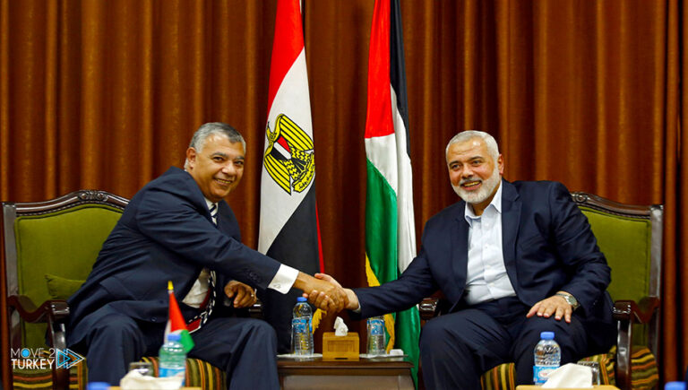 “Hamas” delegation meets the Director of Egyptian Intelligence