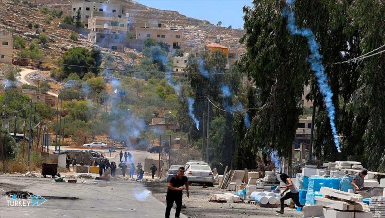 Two Palestinians injured during clashes with Israel in the West Bank