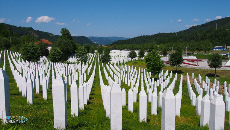 A bicycle convoy departs from Sarajevo to Srebrenica