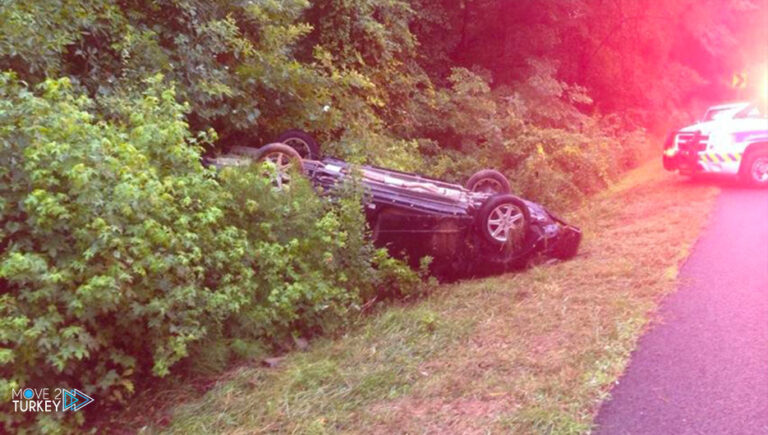 A car overturned in a barn in Aksaray: two dead, one wounded