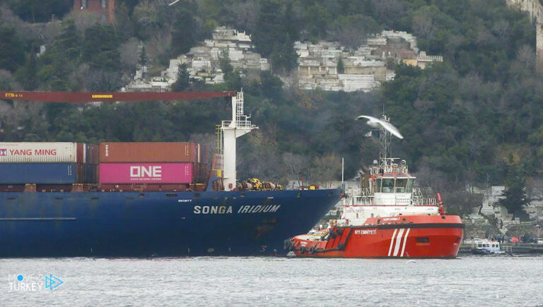 Installing the ship that collapsed in the Bosphorus in Urkapi