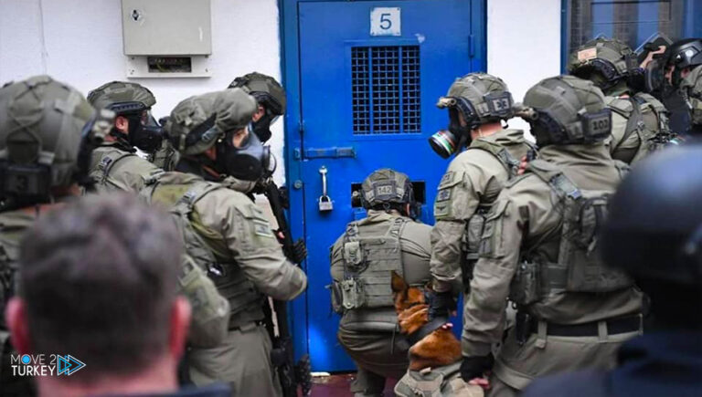 Occupation forces assault Palestinian prisoners in “Ofer” prison