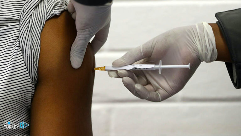 The task list for the third dose vaccination in America is updated