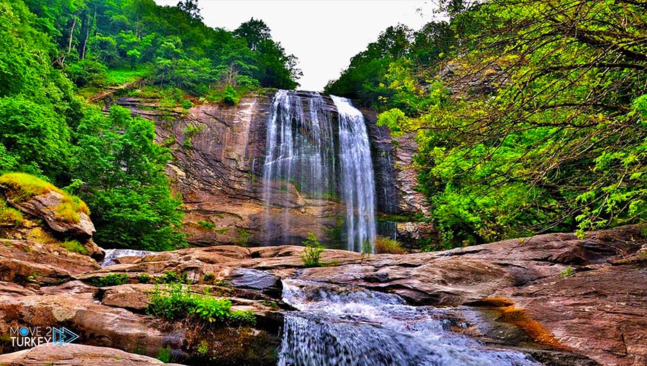 suuctu turkish waterfalls a charming atmosphere in the fall