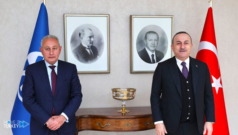 Çavuşoğlu meets the Secretary-General of the Union