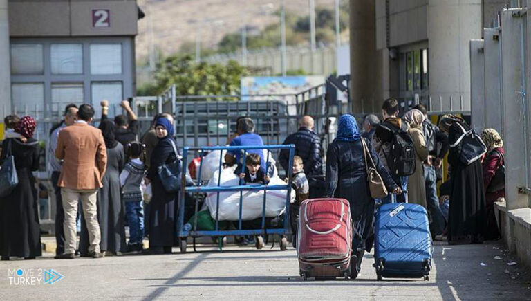 Turkey: 500,000 Syrians voluntarily returned to their country