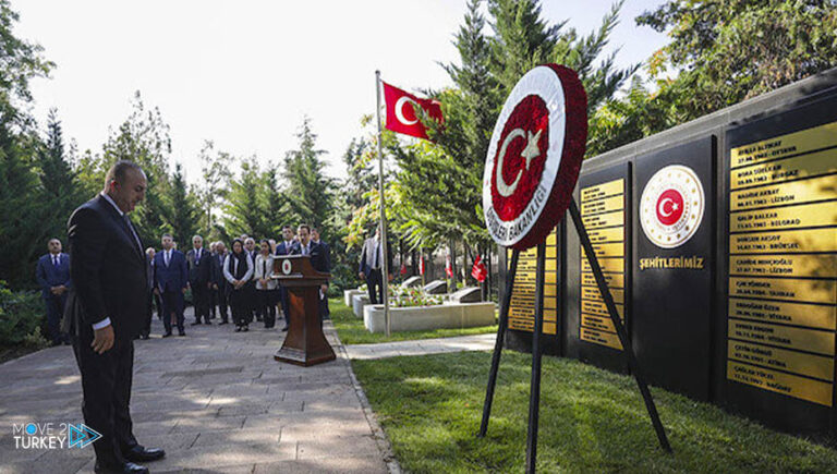 Çavuşoğlu visits Ataturk’s mausoleum with Turkish ambassadors