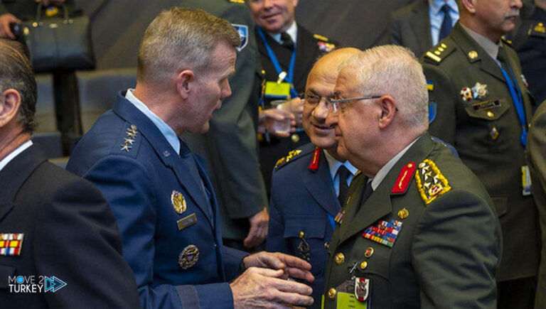 Turkish Chief of Staff meets with the commander of NATO forces