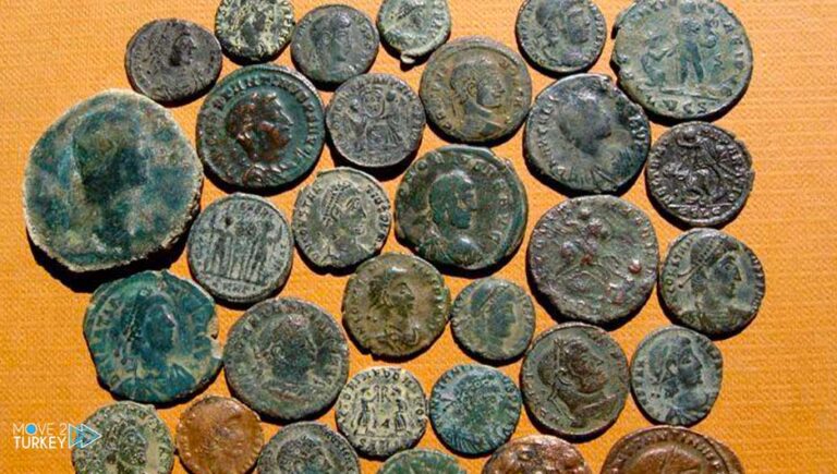 1114 ancient coins seized in eastern Turkey