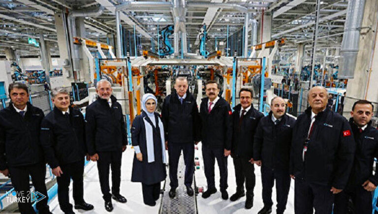 Erdogan tours the local car factory “TOG”