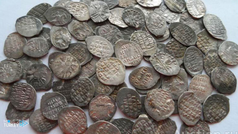 Istanbul.. 3090 artifacts of coins were seized