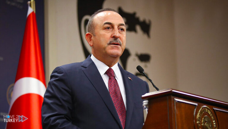 Çavuşoğlu: Our border crossings with Syria are open for aid