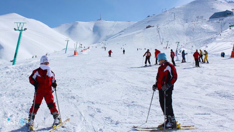 Turkish Erzurum.. “Blandukan” attracts ski lovers