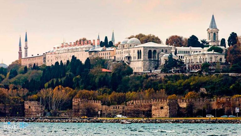 Turkey’s palaces attract 3.8 million visitors in 6 months