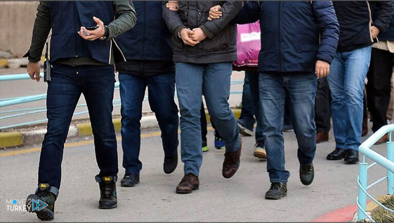 The arresting of 19 migrant smugglers in Muğla and Çanakkale